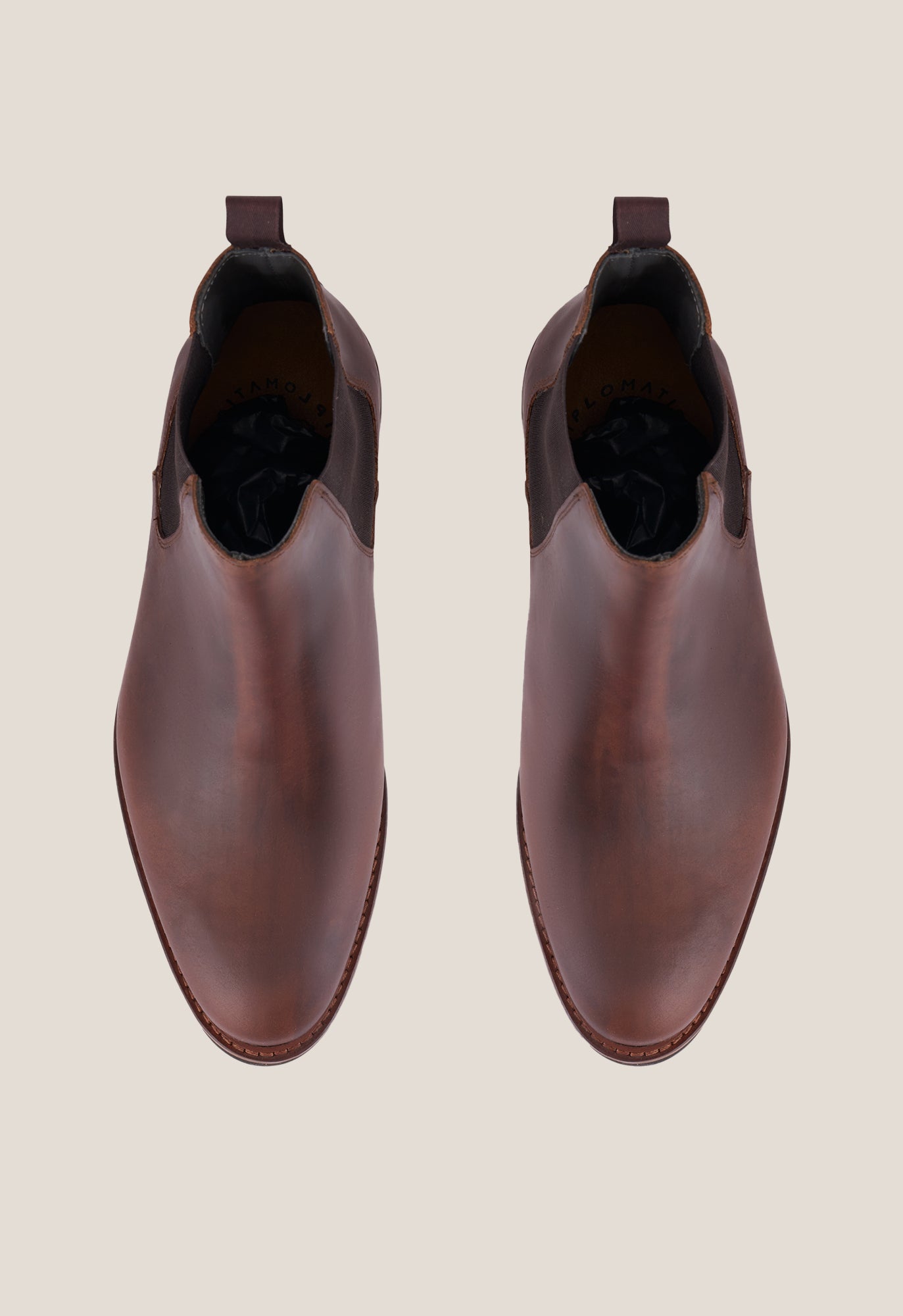 Chelsea Waxy Castaña