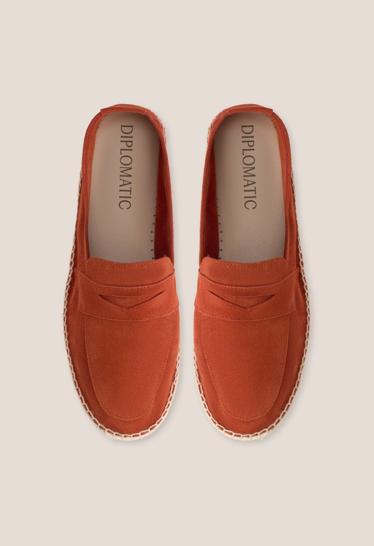 Hondarribia Suede Cappuccino