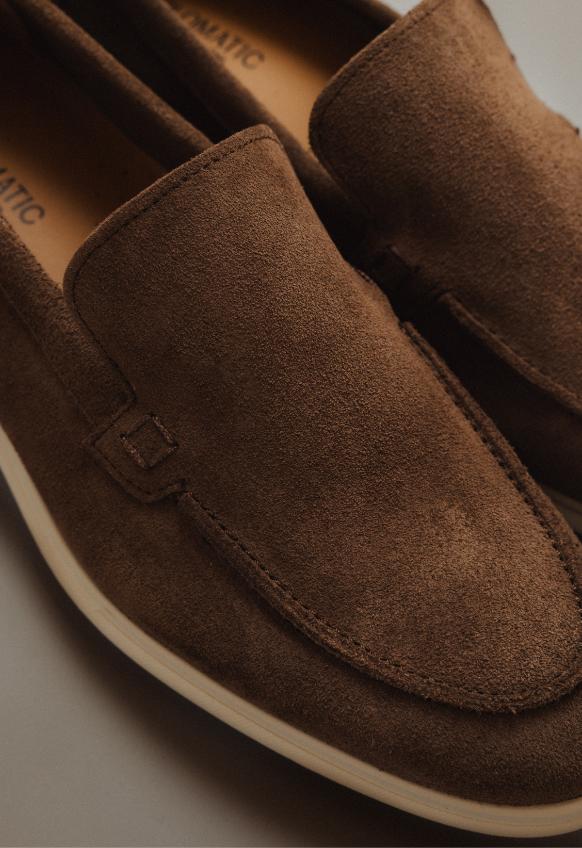 Cerdeña Suede Cocoa