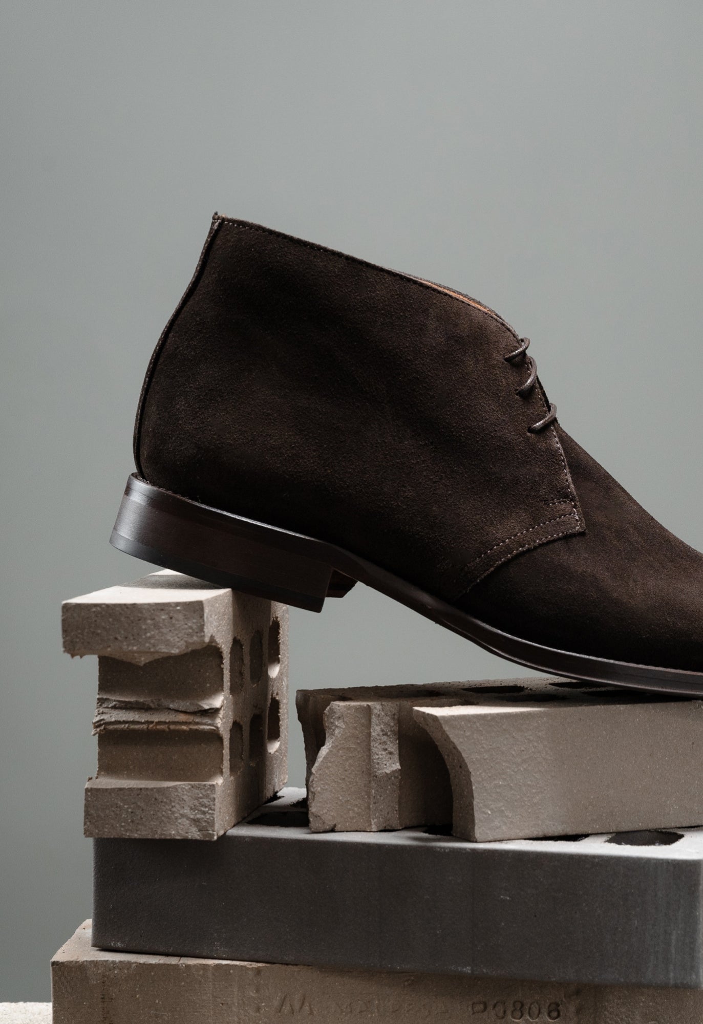 Igueldo Suede Chocolate