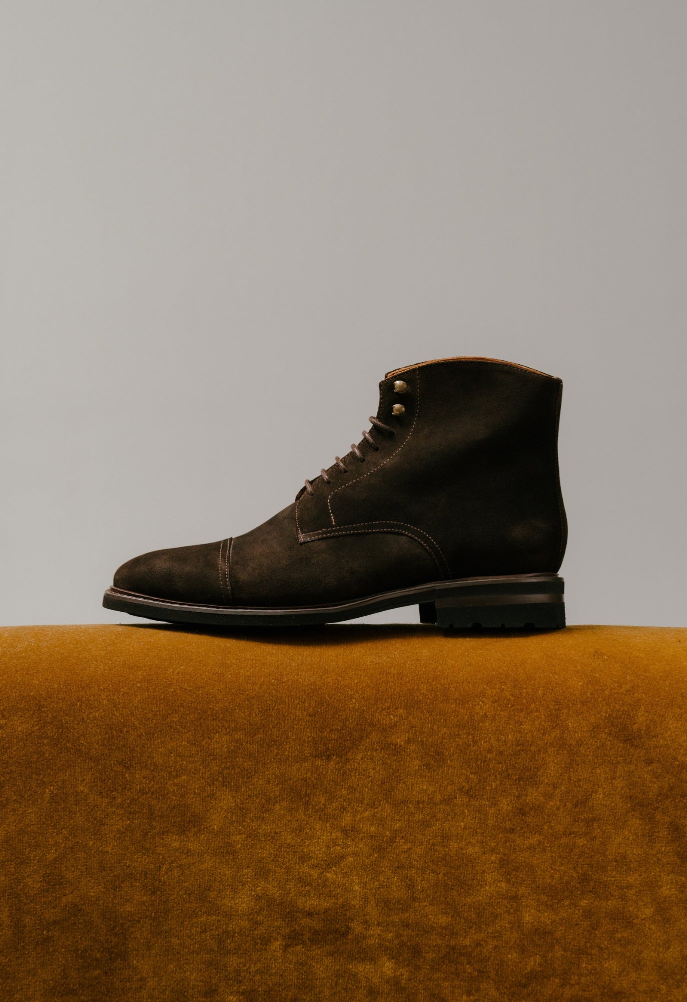 Olvera Suede Chocolate